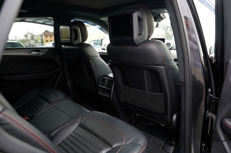 Mercedes-Benz GLE 350d 4Matic AMG/260PS - fotka 28 z 45