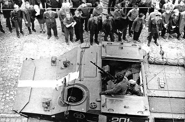 Sovětský obrněný transportér BTR-60 v Liberci., zdroj: Se svolením Alfréda Neumanna