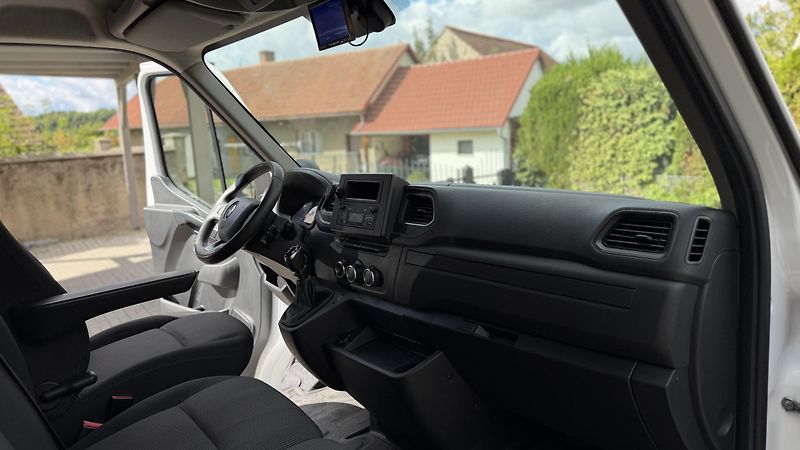 Renault Master (2020) Nákladní automobil skříňový  - fotka 10 z 16