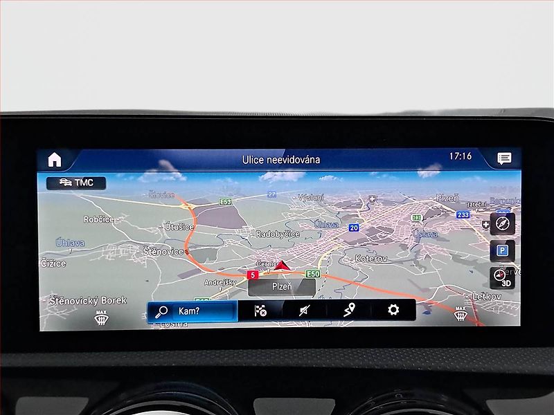 Mercedes-Benz CLA (2021) 220 d - fotka 16 z 23
