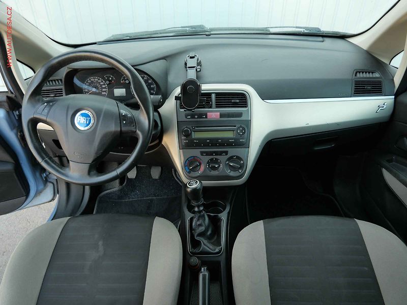 Fiat Punto (2005) 1.4i, AC, STK6/28 - fotka 8 z 13