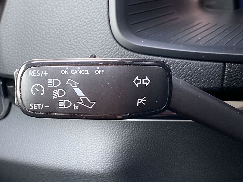 Škoda Karoq (2023) 2.0 TDI 4x4 DSG Style Plus - fotka 22 z 35