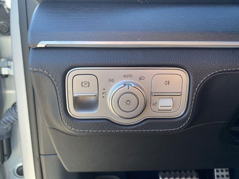 Mercedes-Benz GLS GLS 400 d 4MATIC - fotka 21 z 25