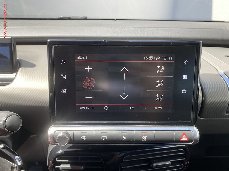 Citroën C4 Cactus (2019) 1.2PT Origins, Navi, kamera - fotka 16 z 18