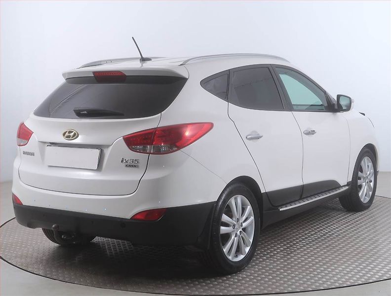 Hyundai ix35 (2013) 2.0 CRDi, 4X4, Automat - fotka 5 z 15
