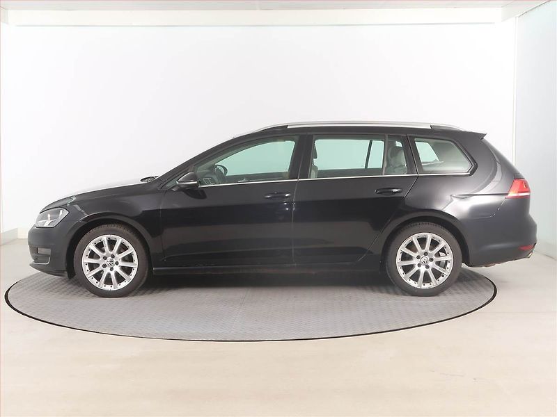 Volkswagen Golf (2014) Highline 1.4 TSI, Serv.kniha - fotka 3 z 16
