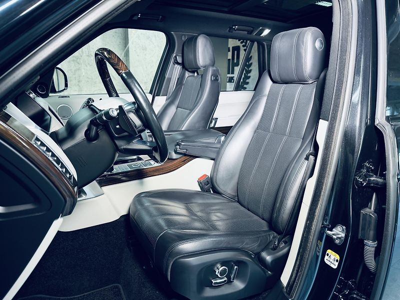 Land Rover Range Rover (2016) 4.4*SD*V8*VOGUE*MASÁŽ*CZ - fotka 17 z 37