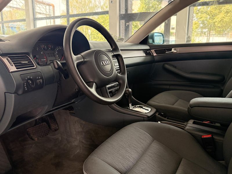 Audi A6 (1998) - fotka 36 z 41
