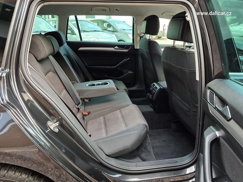 Volkswagen Passat Variant (2018) 1.4TSi 110KW ComfortLine  - fotka 43 z 54