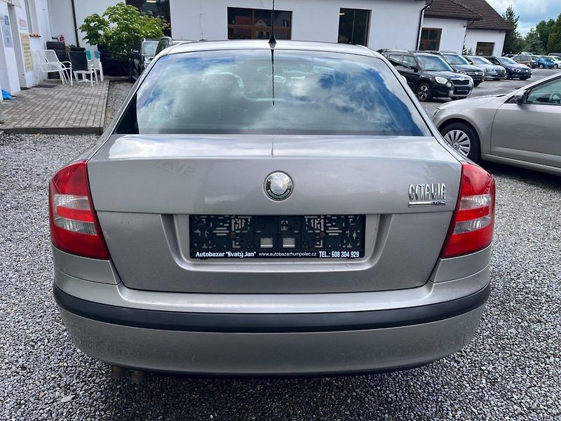 Škoda Octavia (2007) 1.9 TDI Bez DPF - fotka 4 z 21