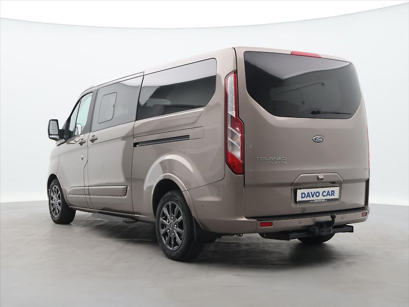 Ford Tourneo Custom 2,0 TDCi 136kW Titanium L2 Aut - fotka 5 z 31