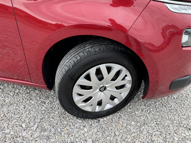 Citroën C4 Picasso (2014) 1.6VTi. rezervace - fotka 28 z 42