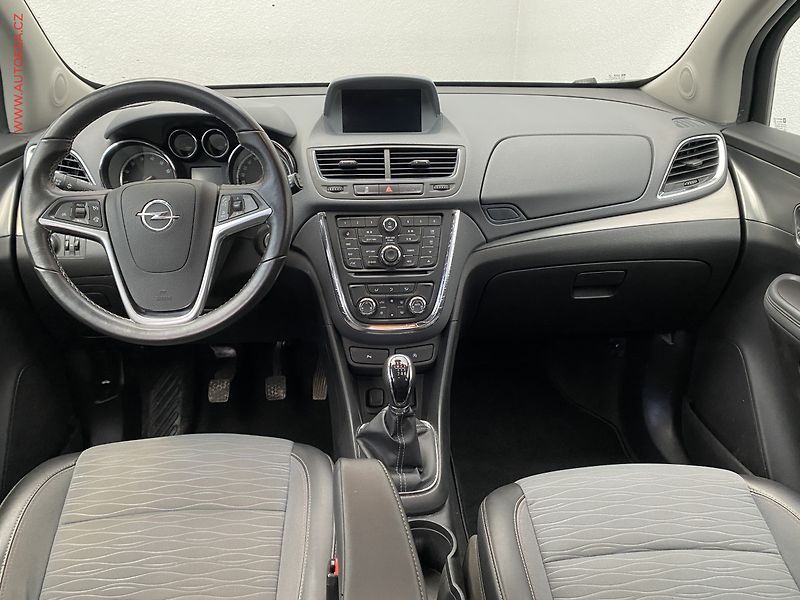 Opel Mokka (2015) 1.4T, Cosmo - fotka 8 z 18