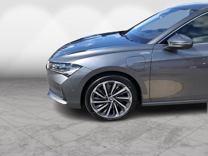 Škoda Superb combi L&K iV - fotka 10 z 30