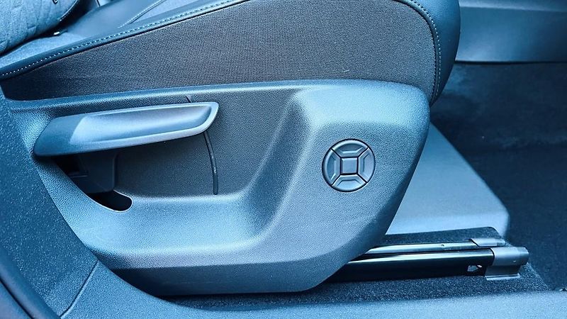 Volkswagen Tayron (2026) 1.5 eTSI 110 kW DSG7 7míst  - fotka 18 z 49