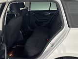 Škoda Octavia Style 4x4 DSG - náhled 8