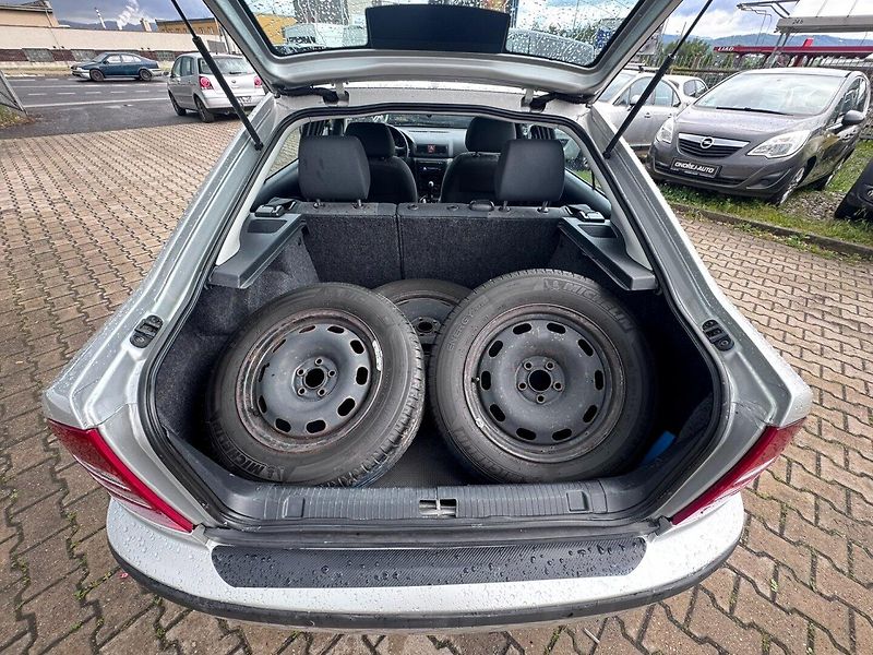 Škoda Octavia (2003) 1,6 SR 75 KW 2 MAJ STK KM - fotka 37 z 42