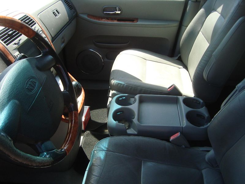 Kia Carnival (2006) 2,9 CRDI - fotka 11 z 15