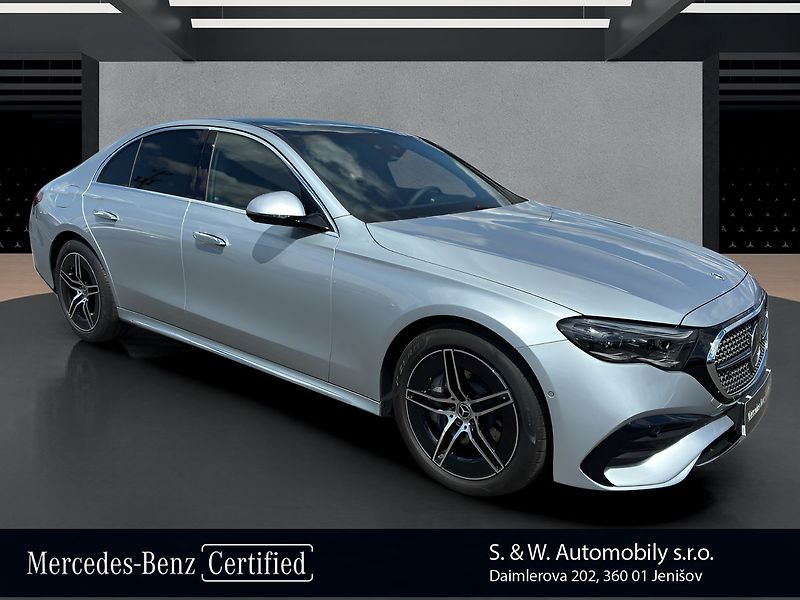 Mercedes-Benz Třídy E E 220 d 4MATIC AMG - fotka 3 z 28