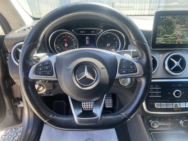 Mercedes-Benz CLA 220D 170PS AMG SERVIS MB - fotka 151 z 160