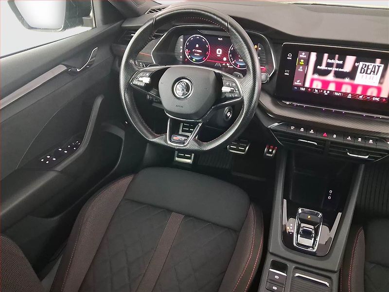Škoda Octavia (2020) RS 2.0 TSI - fotka 7 z 24