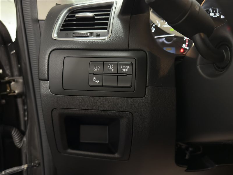 Mazda CX-5 2,0   i 121KW REZERVACE - fotka 15 z 38