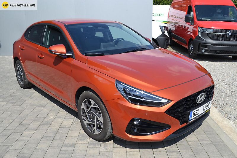 Hyundai i30 FB FL 1,0T- GDI FAMILY NAVI - fotka 7 z 42