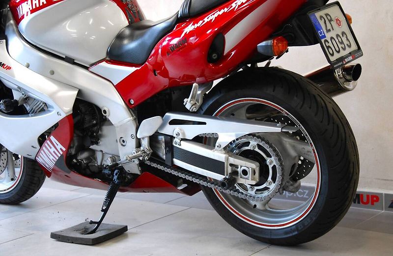 Yamaha YZF 1000 R Thunderace (1998) - fotka 19 z 20
