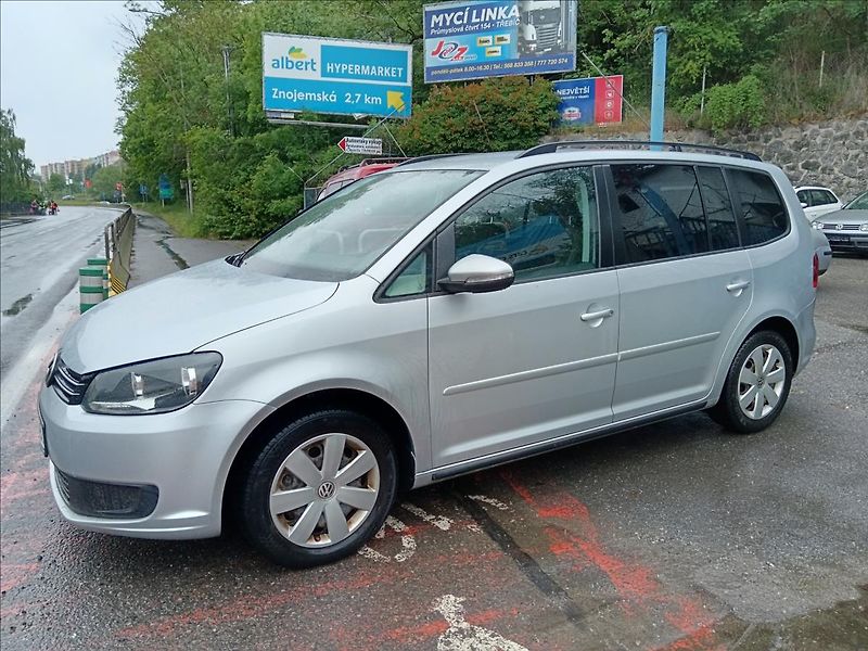 Volkswagen Touran 1,2 TSi  Comfortline - fotka 5 z 24