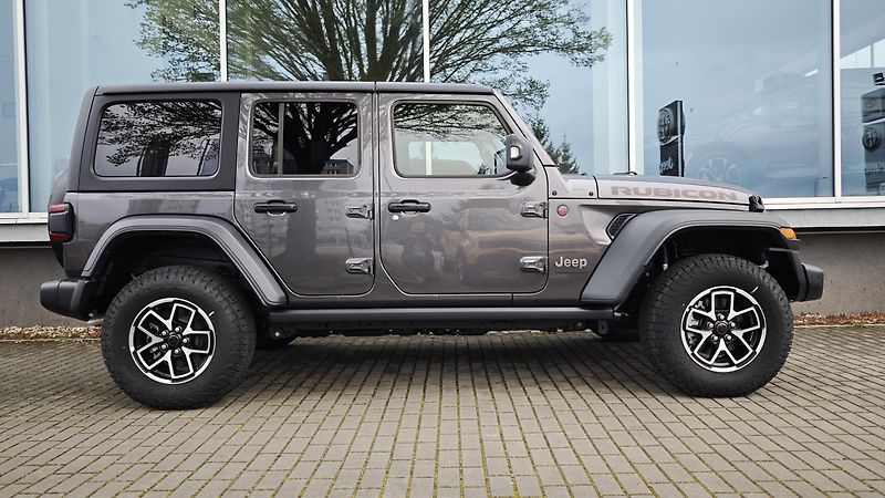 Jeep Wrangler (2025) Unlimited 2,0T  Rubicon ČR - fotka 5 z 39