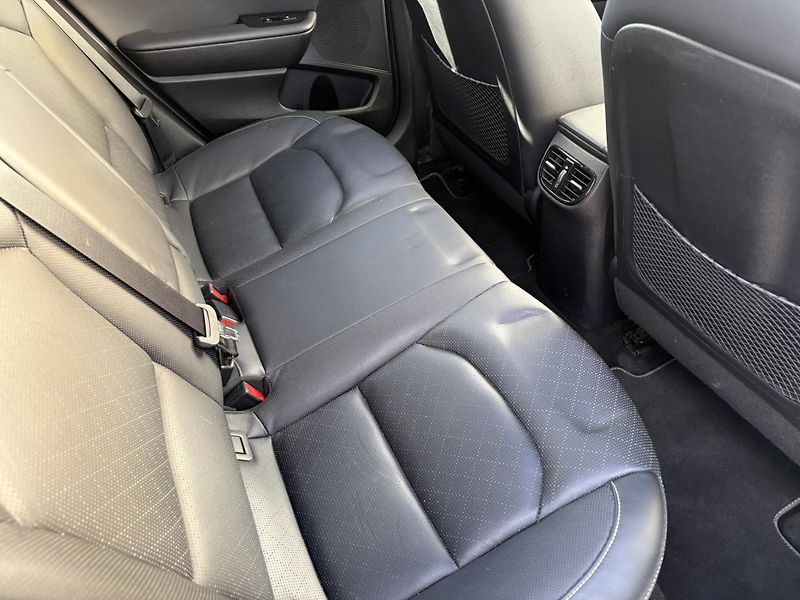 Kia Ceed 1.4 T-GDI 103kW DCT Platinum E - fotka 11 z 27