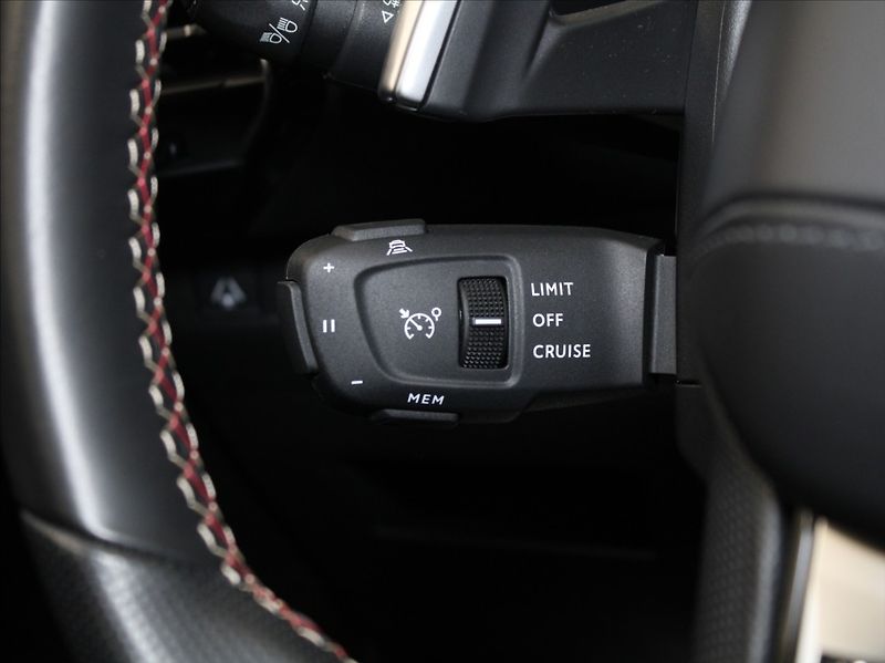 DS Automobiles DS7 Crossback 1,6 PHEV 360koní 4x4 VÝPRODEJ! - fotka 24 z 31