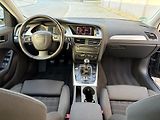 Audi A4 2,0 TDI, manual, nehavarovane - náhled 16