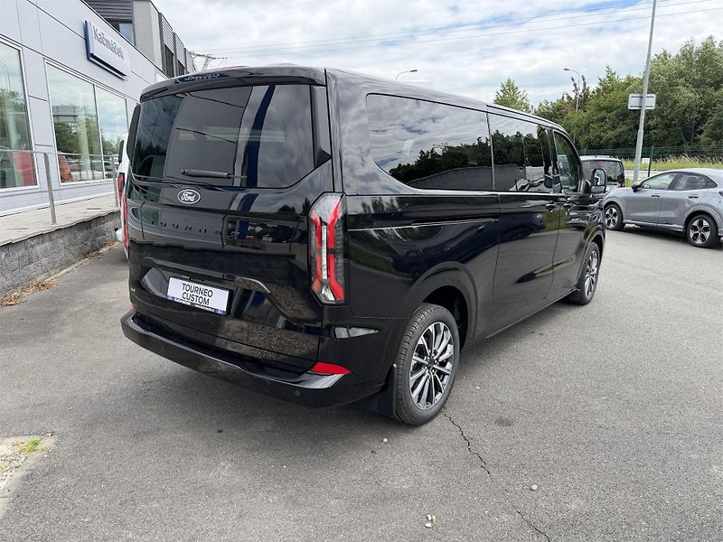 Ford Tourneo Custom (2025) Titanium X L2, Tourneo, 2.5 Du - fotka 3 z 22