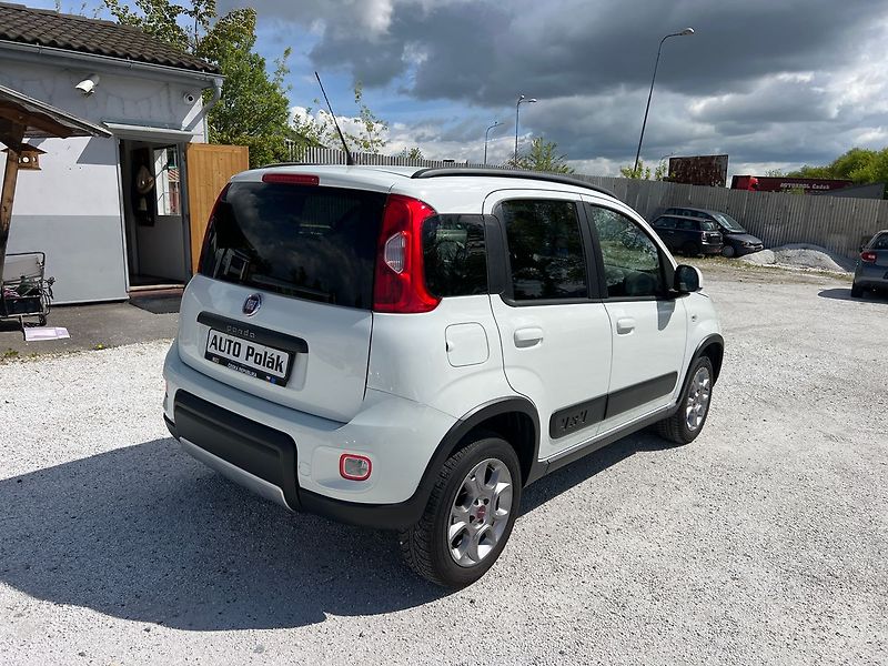 Fiat Panda Multijet 1.3 16V 4X4 - fotka 7 z 15