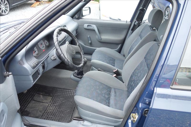 Škoda Felicia 1,3 i, ČR, 1 MAJ., TOP STAV!! - fotka 9 z 33