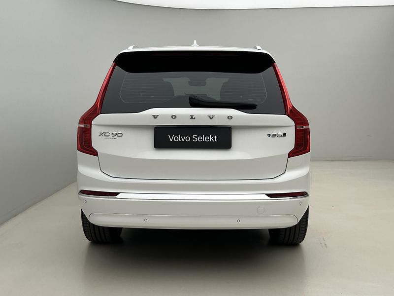 Volvo XC90 B5 AWD ULTIMATE BRIGHT 7 MÍST  - fotka 12 z 51