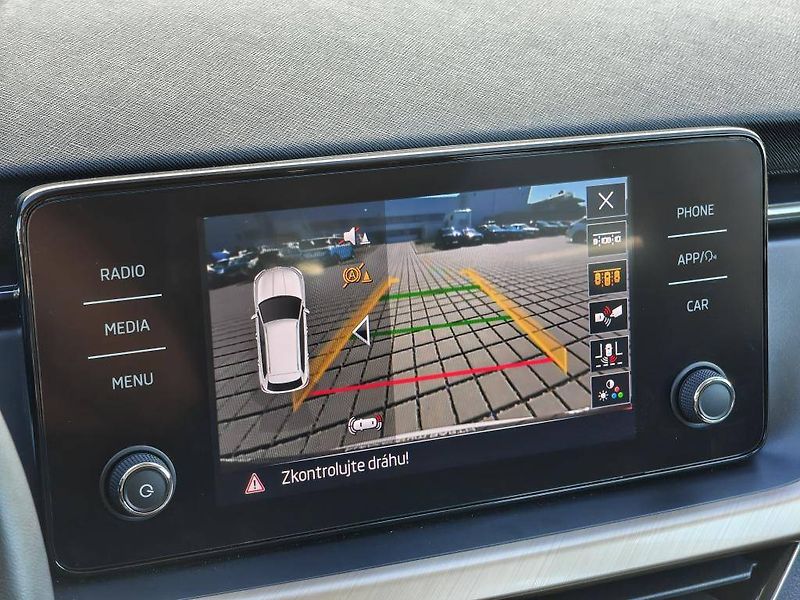 Škoda Kamiq Style 7DSG 1,0TSI - fotka 15 z 22