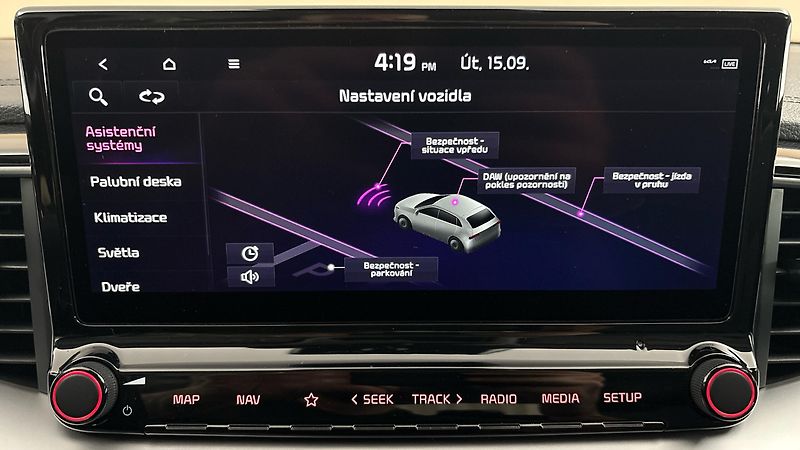 Kia Ceed 1.5 T-GDI AUT Top - fotka 24 z 27