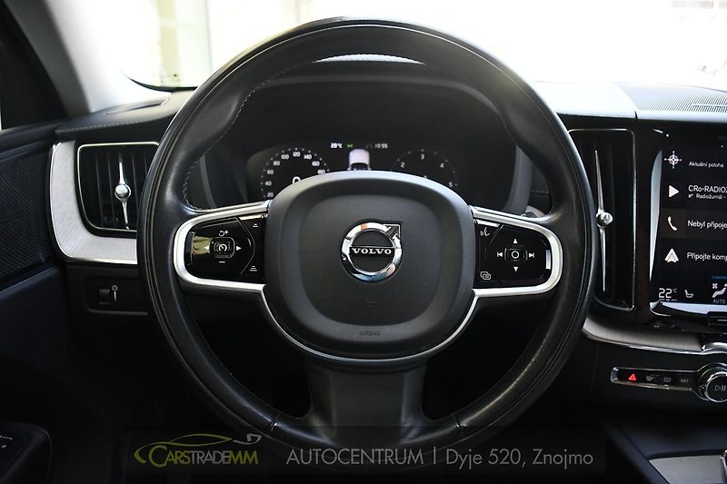 Volvo XC60 B4 INSCRIPTION AWD - fotka 27 z 53