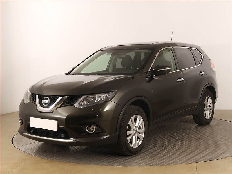 Nissan X-Trail (2014) 1.6 dCi, 4X4, Serv.kniha - fotka 2 z 18