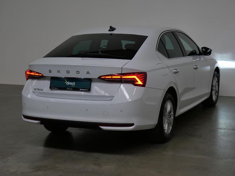 Škoda Octavia - fotka 2 z 23