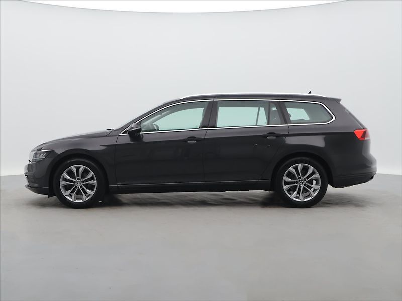 Volkswagen Passat Variant 1,5 TSI EVO 110kW Klima CZ DPH - fotka 4 z 29