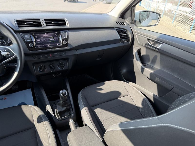 Škoda Fabia Com.III 1,0 TSi/70kW -Ambition - fotka 31 z 56
