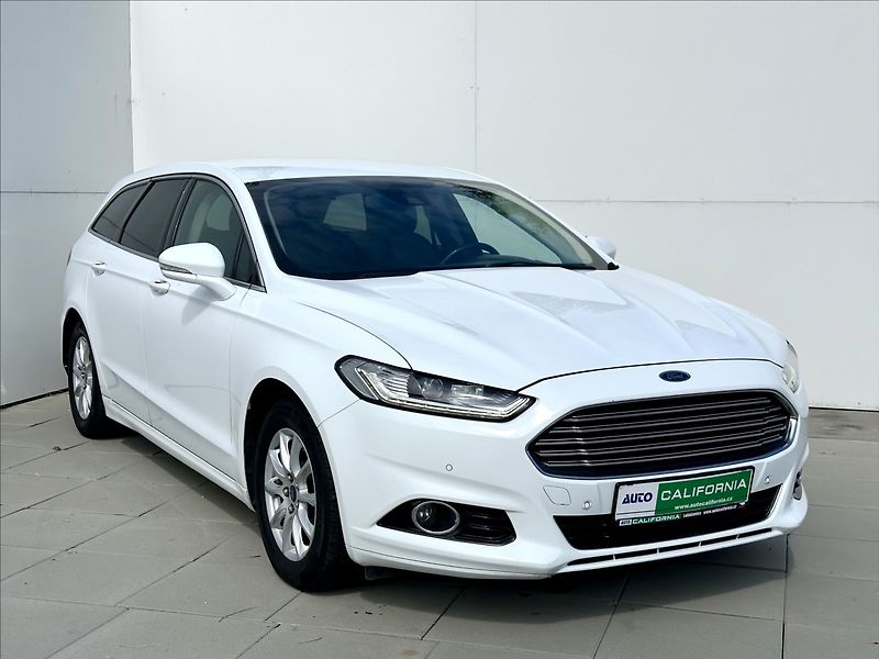 Ford Mondeo 2,0 TDCi Navi Kamera Kůže LED - fotka 4 z 40