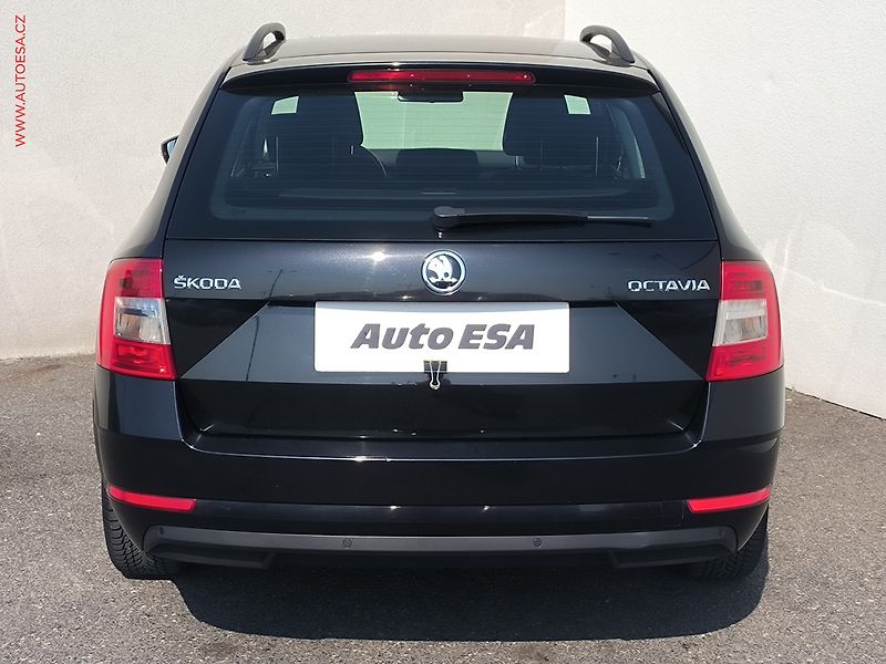 Škoda Octavia (2018) 1.0TSi, 2.maj,ČR - fotka 5 z 16