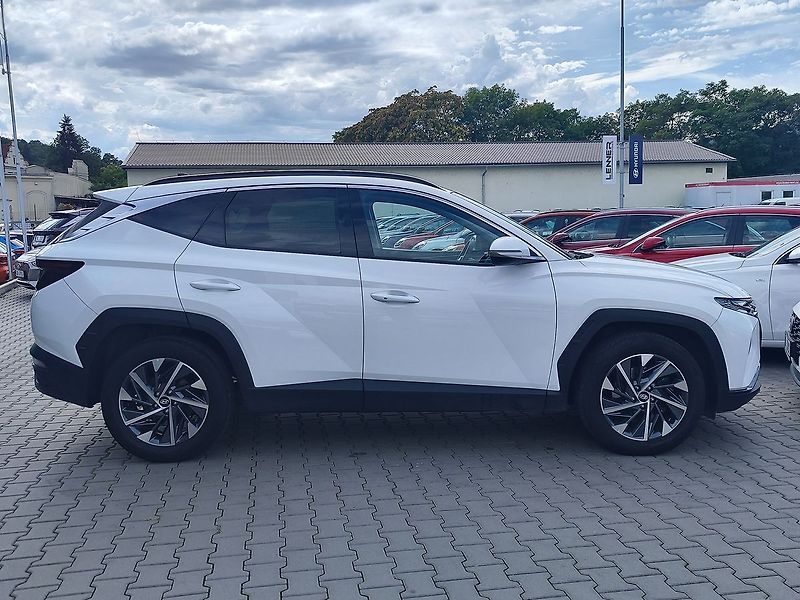 Hyundai Tucson 1.6 T-GDI/110kW Freedom Navi - fotka 4 z 37