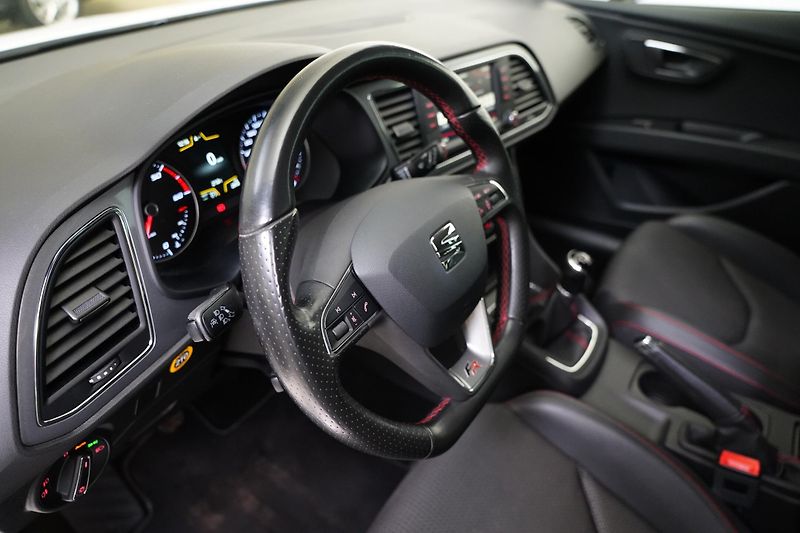 Seat Leon - fotka 14 z 28