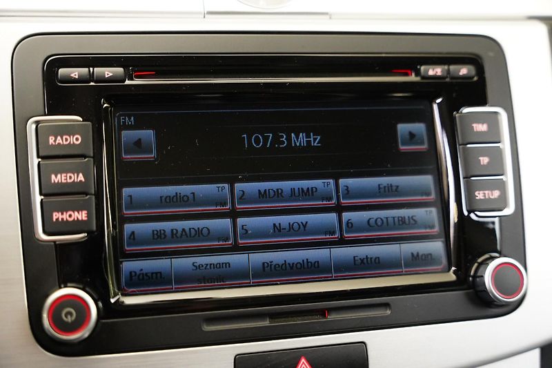 Volkswagen Passat - fotka 19 z 27