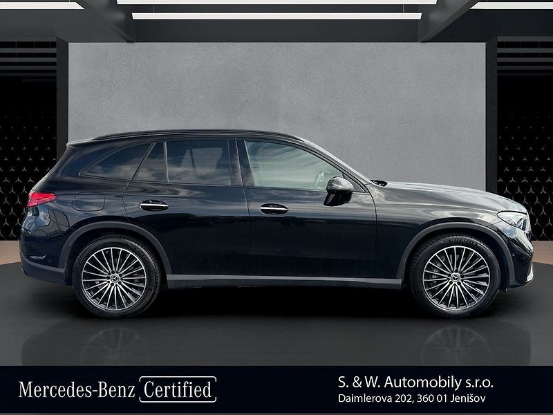 Mercedes-Benz GLC 220 d 4MATIC AMG - fotka 4 z 37